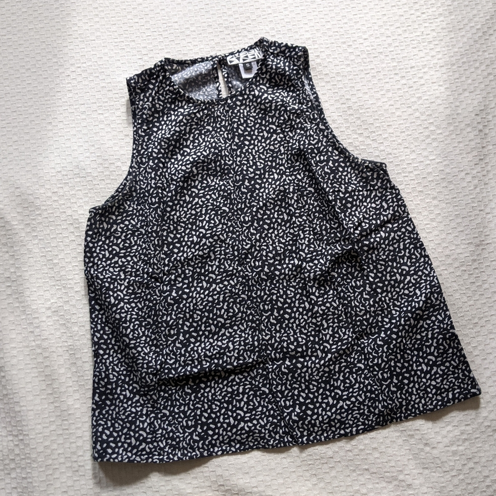 Dusen Dusen Composition Tank